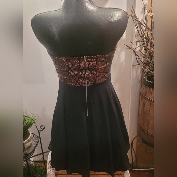 Suzy Shier strapless dress Size XS - Picture 6 of 6